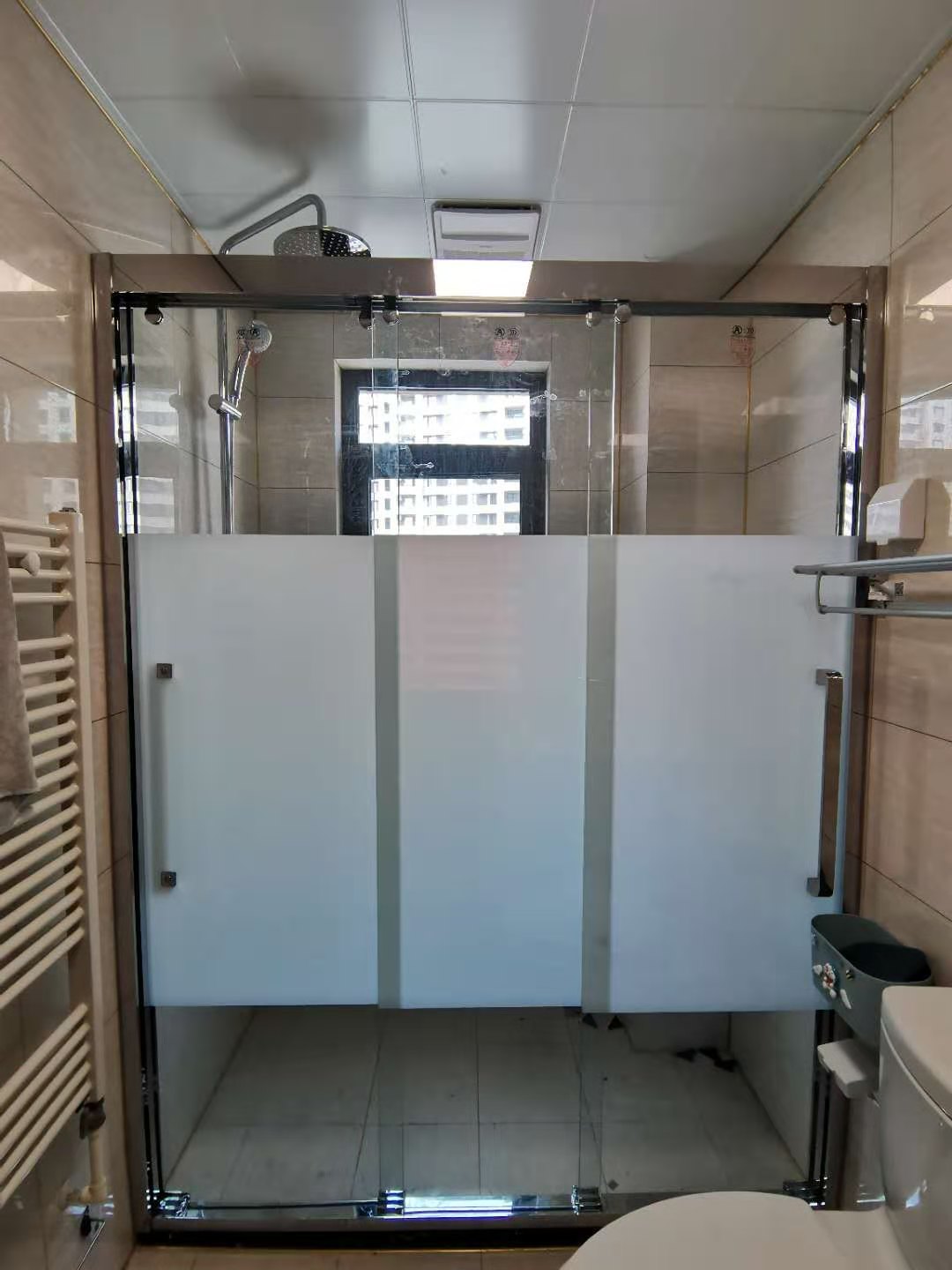 淋浴玻璃隔斷需要遵循的幾點原則?