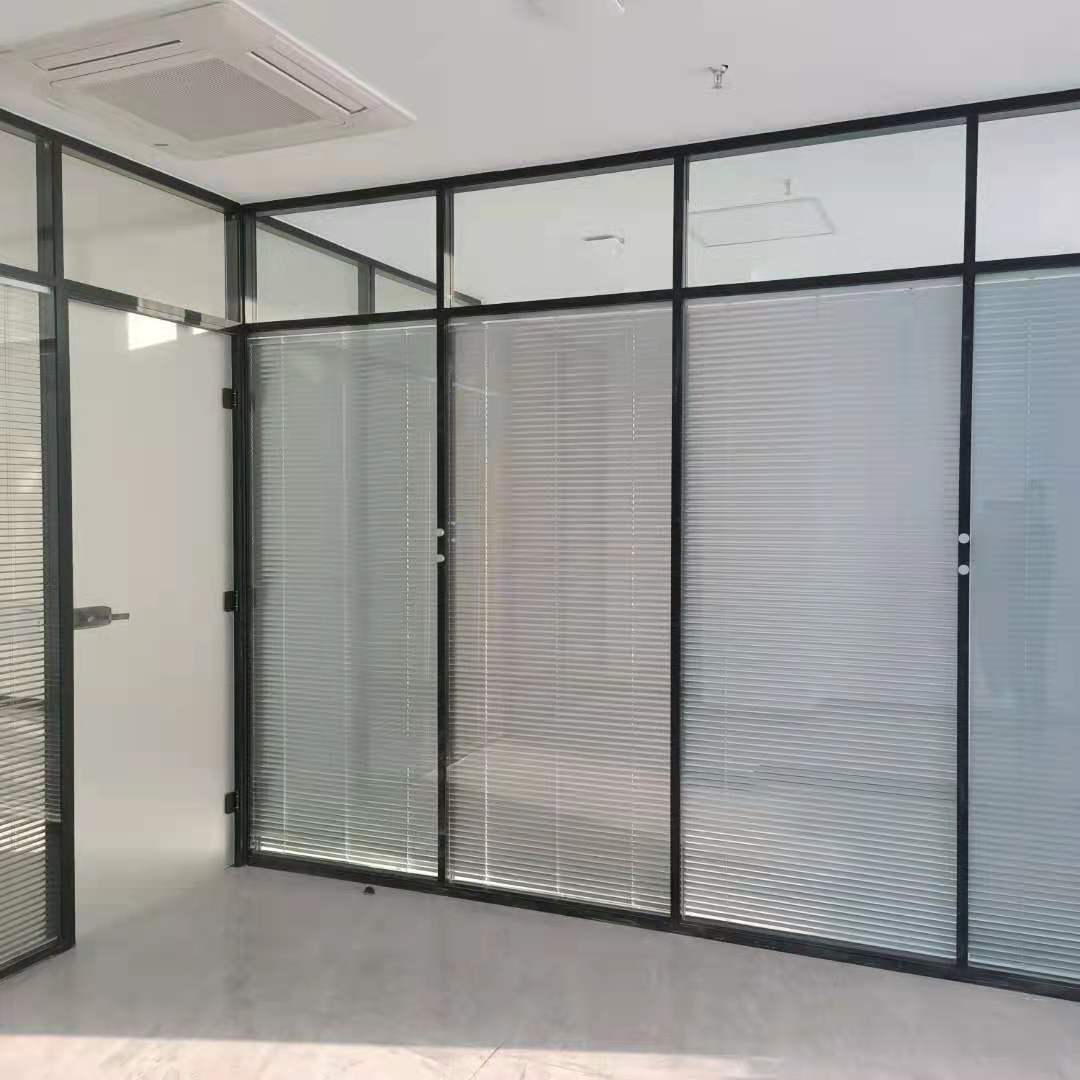 高隔間型材為什么這么受喜愛呢?